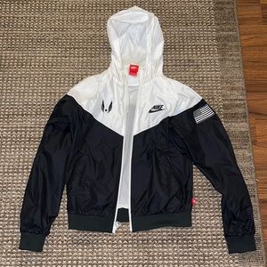 Nike USATF Warm Up Jacket - also fits like a Women’s Small